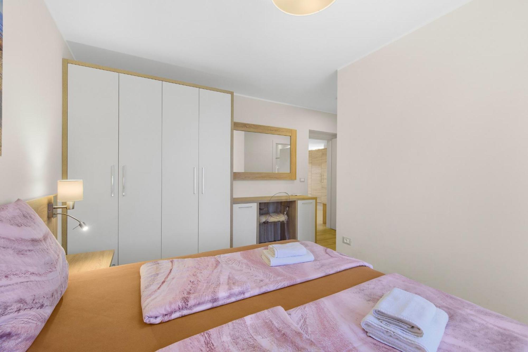 Apartment Stanko Vrvari Exteriör bild