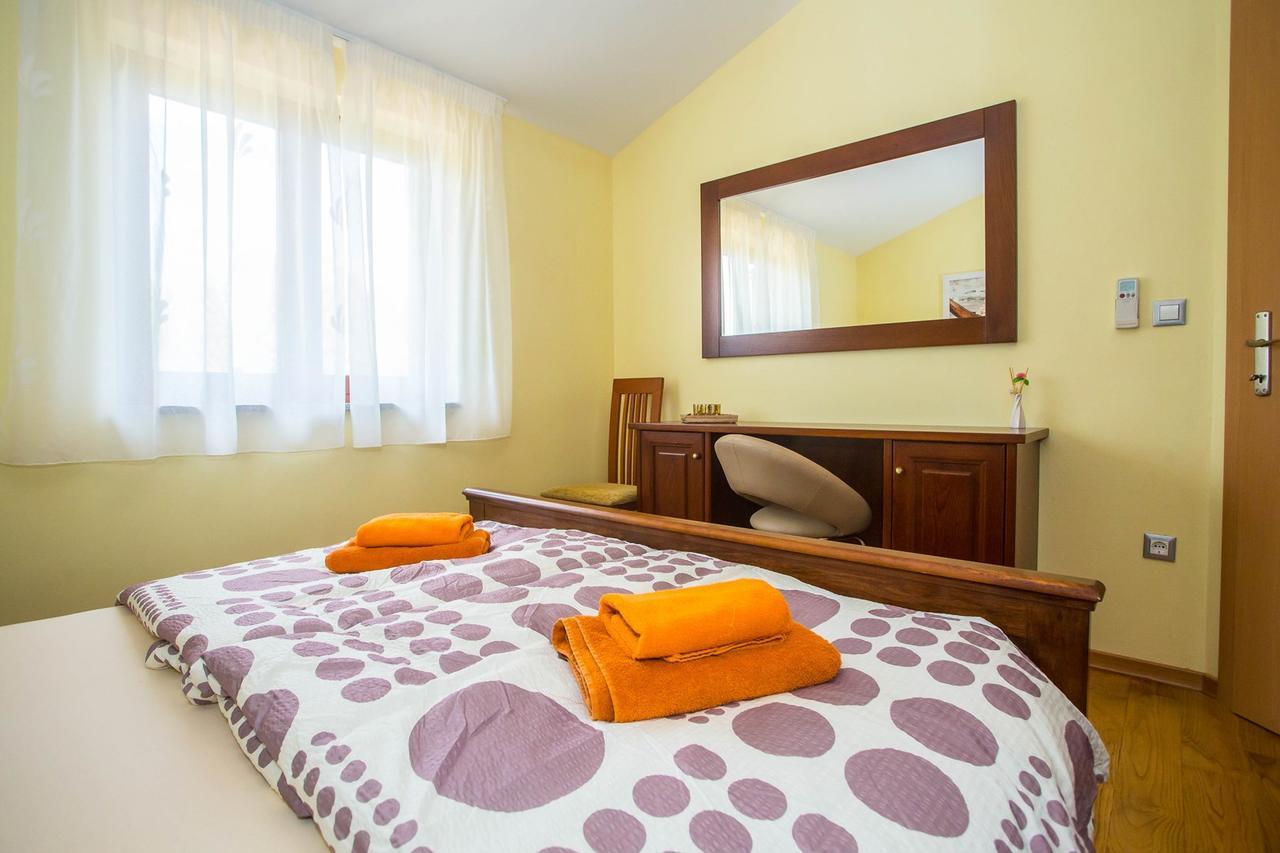 Apartment Stanko Vrvari Exteriör bild